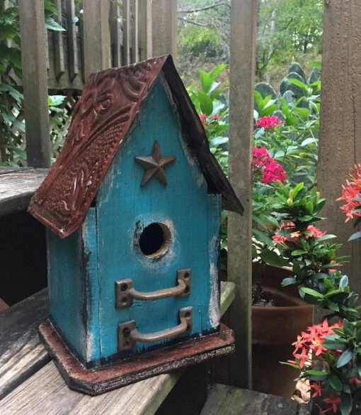 Barn Wood & Tin Rustic Birdhouses -Pet Supplies Store Barn Wood Tin Rustic Birdhouse