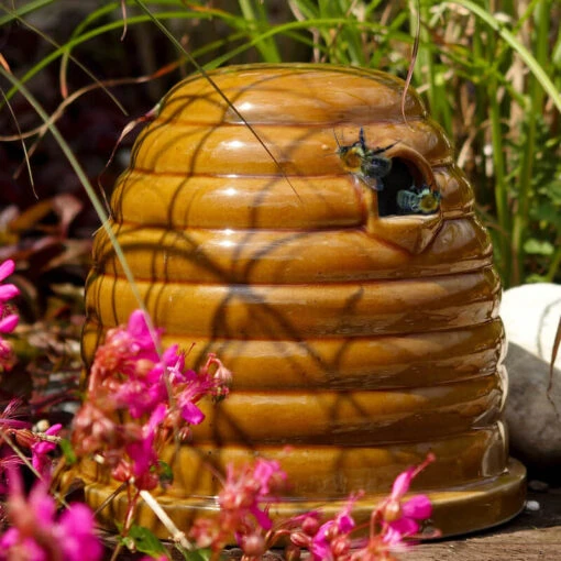 Ceramic Bee Skep -Pet Supplies Store ceramic bee skep