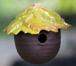 Gourd Bird Feeder -Pet Supplies Store yellow leaf detail